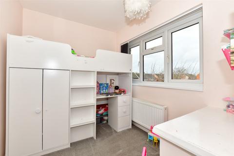 58 Marling Way, Gravesend, DA12 4DN