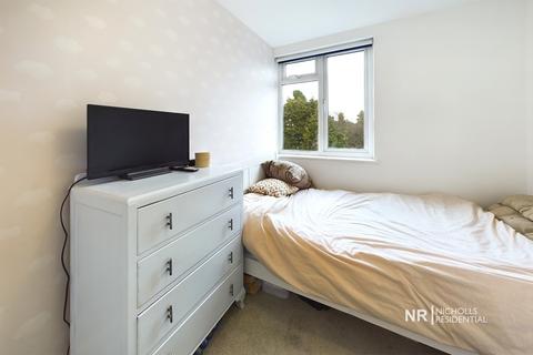 81 Downs Road, Epsom, KT18 5JT