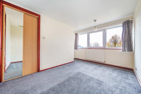 2 bedroom flat for sale, Guildford Road, Woking, GU22