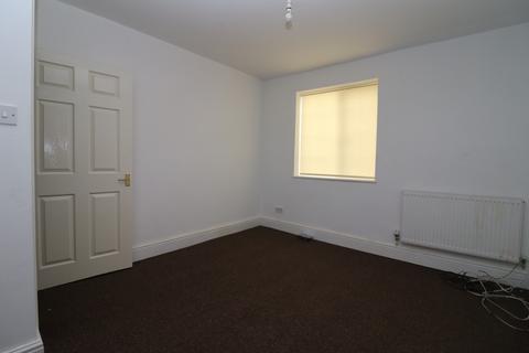 4 bedroom flat for sale, South Street, Scarborough, YO11 2BP