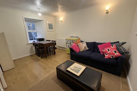 1 bedroom barn conversion to rent, Cape Cornwall Street, St. Just TR19