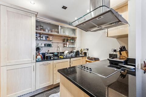 2 bedroom flat for sale, Oyster Wharf, 18 Lombard Road, London