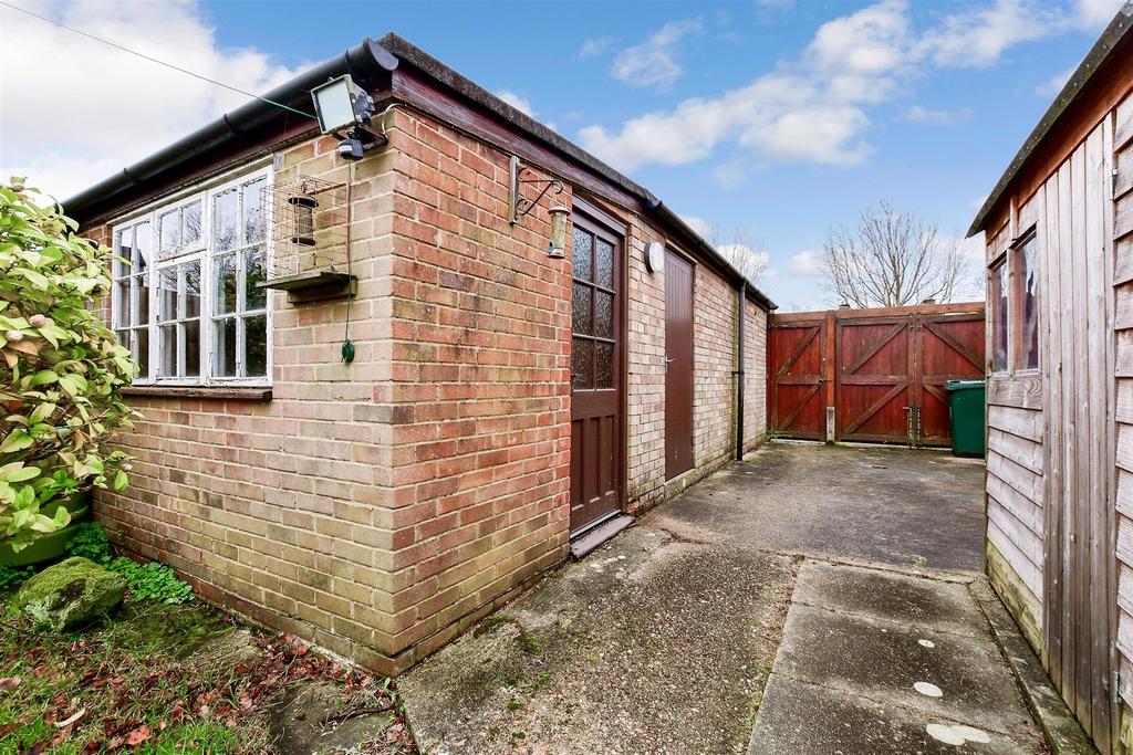Workshop/Outbuildings