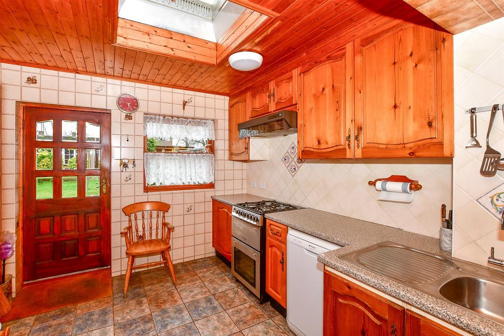 Kitchen/Breakfast Area