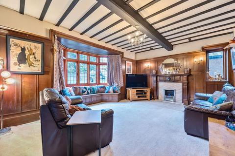 56 Woodcote Grove Road, Coulsdon, CR5 2AB