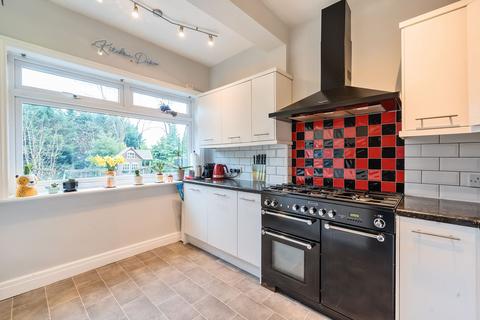 56 Woodcote Grove Road, Coulsdon, CR5 2AB