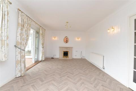 2 bedroom bungalow for sale, Chiltern Drive, Barton on Sea, New Milton, Hampshire, BH25