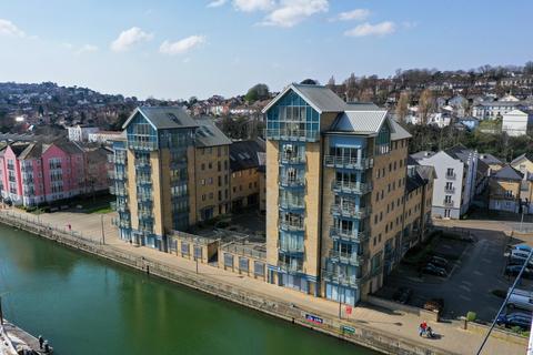 Flat 27, Estuary House Lower Burlington Road, Portishead, Bristol, BS20 7BJ