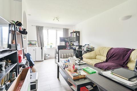 6 Brymay Close, London, E3 2SY