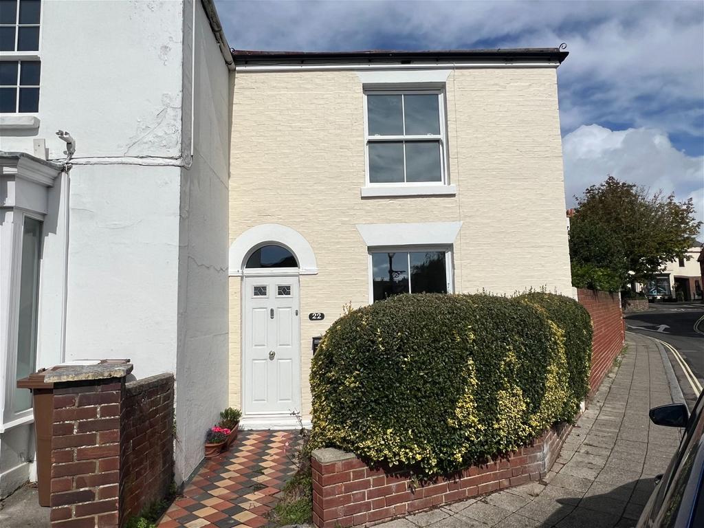Village Road, Alverstoke, Gosport, PO12 3 bed end of terrace house for