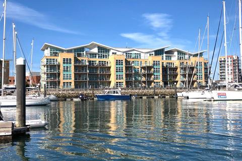 2 bedroom flat for sale, The Quarterdeck, Gosport Marina, Mumby Road, Gosport.