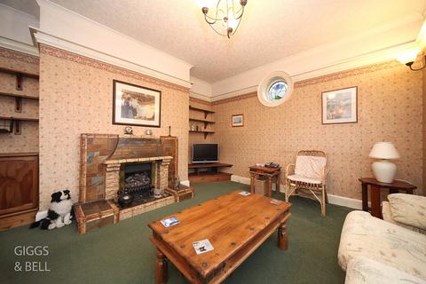 649 Hitchin Road, Luton, LU2 7UP