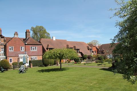 2 bedroom retirement property for sale, Wickham, Hampshire