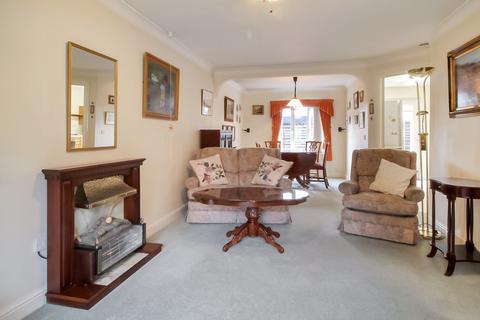 2 bedroom retirement property for sale, Wickham, Hampshire