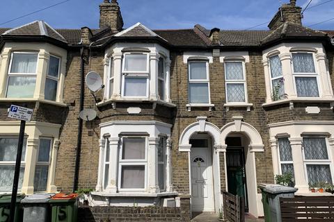 3 bedroom terraced house for sale, Kildare Road, Canning Town, London, E16