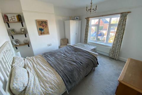 25 Willow Lane, Great Houghton, Northampton, NN4 7AW