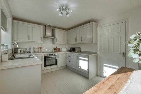 105 Appletree Lane, Redditch, B97 6TS