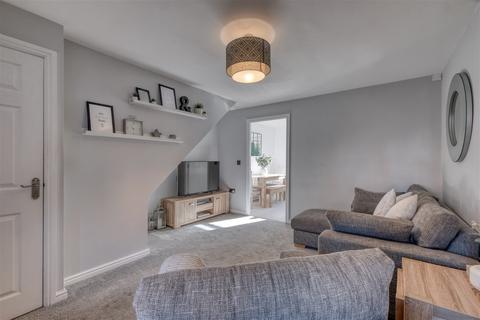 105 Appletree Lane, Redditch, B97 6TS