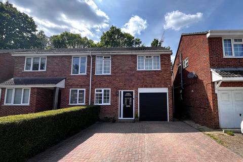 4 bedroom semi-detached house for sale, Cotswold Close, Farnborough, Hampshire, GU14