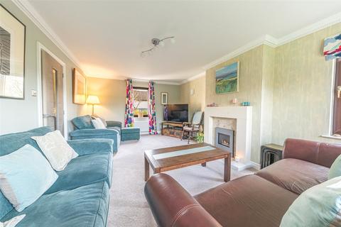 9 Abbey Gardens, Natland, Kendal, LA9 7SP