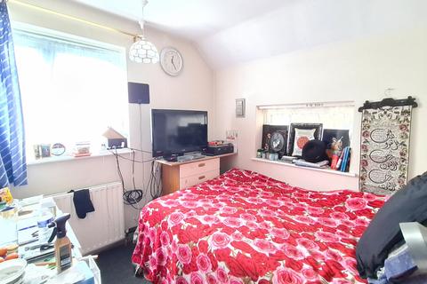 8 Naseby Close, Isleworth, TW7 4JQ