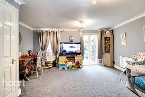 3 bedroom terraced house for sale, Lavender Place, Ilford