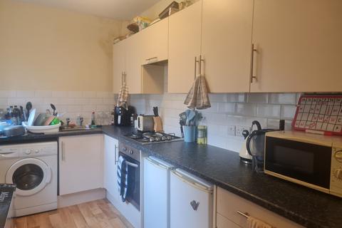 3 bedroom terraced house to rent, Carholme Road, Lincoln