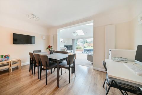 13 Bateman Road, Croxley Green, Rickmansworth, WD3 3BL