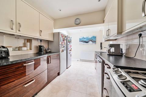 13 Bateman Road, Croxley Green, Rickmansworth, WD3 3BL