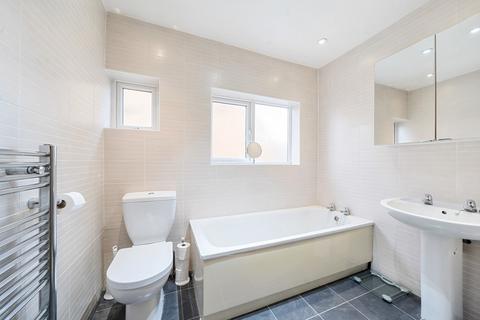 13 Bateman Road, Croxley Green, Rickmansworth, WD3 3BL