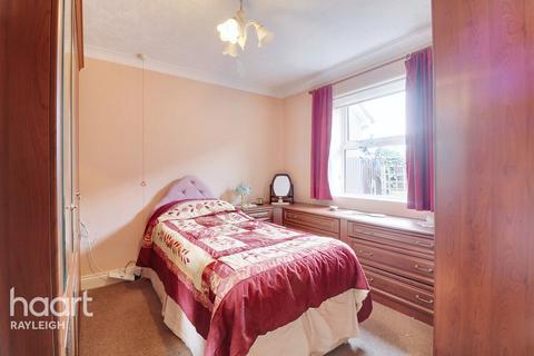 1 bedroom flat for sale, Hockley Road, Rayleigh
