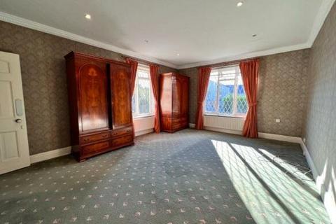3 bedroom semi-detached house to rent, Lord Street West, Southport, Merseyside, PR8