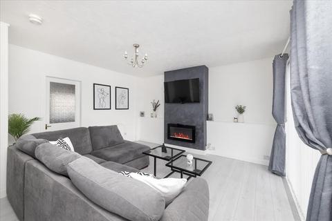 75 Charles Street, Penicuik, EH26 0HJ