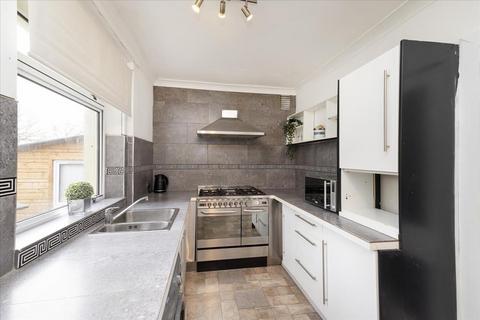 75 Charles Street, Penicuik, EH26 0HJ
