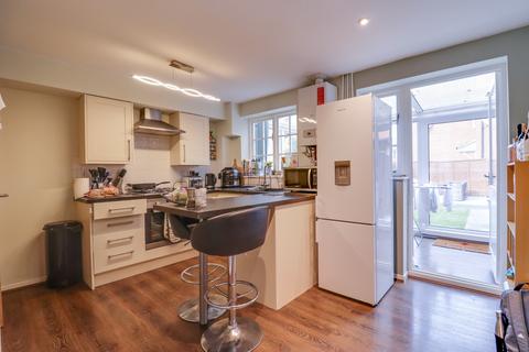 14 Squirrel Drive, Southampton, SO19 8SY