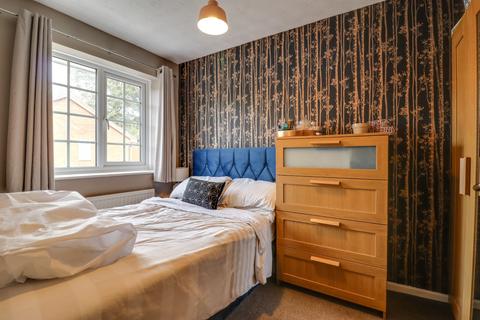 14 Squirrel Drive, Southampton, SO19 8SY