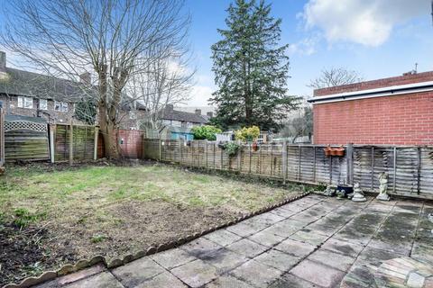 168 Dunkery Road, London, SE9 4HS