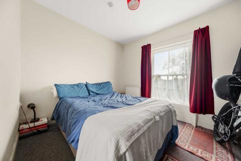 1 bedroom apartment for sale, Rhodes Court, Morley