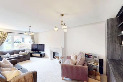 5 Allerton Close, Westhoughton, Bolton, BL5 3UG