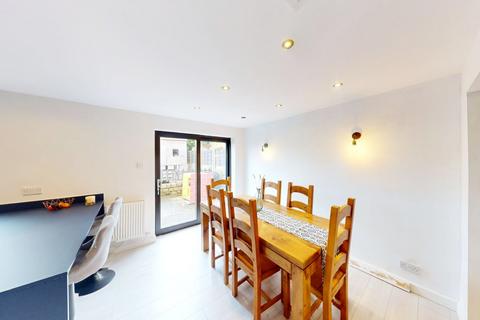 5 Allerton Close, Westhoughton, Bolton, BL5 3UG