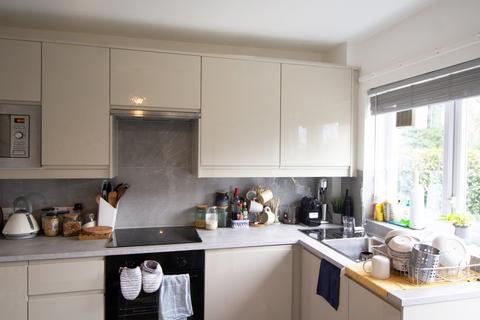 3 bedroom terraced house to rent, 103 Silk Mill Drive, Horsforth LS16
