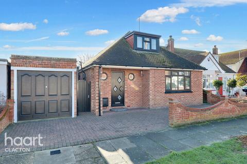 3 bedroom bungalow for sale, Dulwich Road, Clacton-On-Sea
