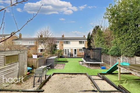 3 bedroom terraced house for sale, Radburn Close, Harlow