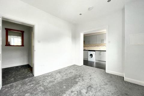 2 bedroom flat for sale, Broomfield Avenue, Telscombe Cliffs BN10