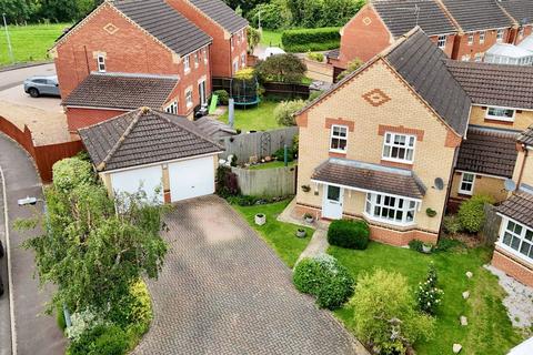 4 bedroom detached house for sale, Fieldfare Drive, Stanground, PE2