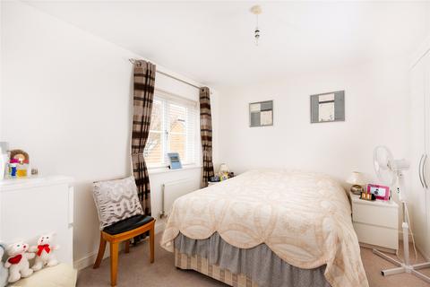 4 bedroom detached house for sale, Fonda Meadows, Oxley Park, Milton Keynes, Buckinghamshire, MK4