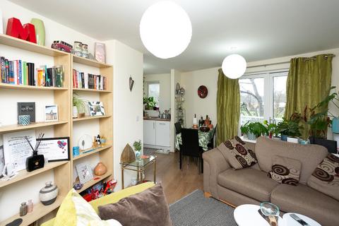 2 bedroom apartment for sale, Pumphouse Crescent, Watford, Hertfordshire, WD17