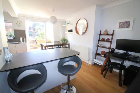 12 Collindale Avenue, Erith, DA8 1EE
