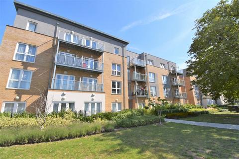 3 bedroom apartment for sale, Regents Lodge, 19 Porters Way, West Drayton, UB7