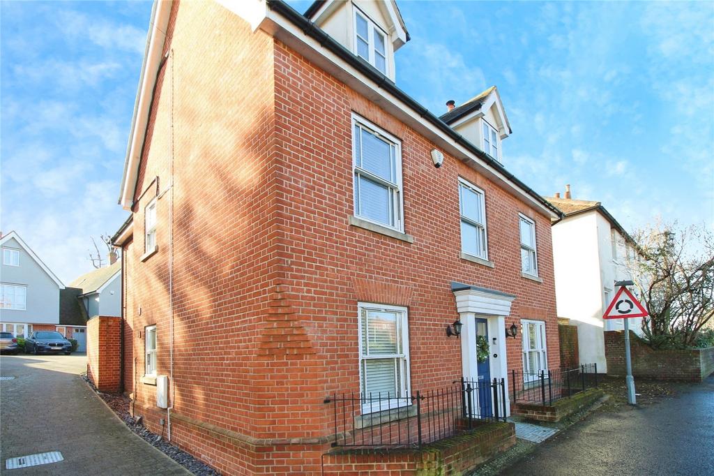 Lexden Road, Colchester, Essex, CO3 4 bed detached house for sale £